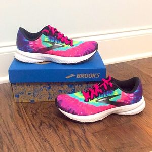 Brooks x Rock n Roll Launch 7 women’s sz 7
